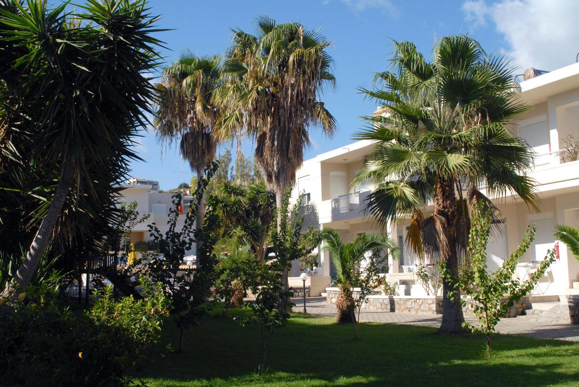 Evilion Hotel Stalós Exteriér fotografie